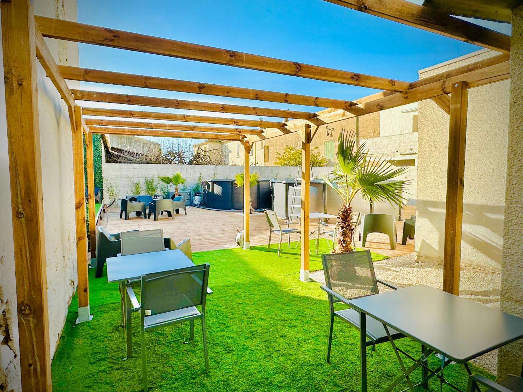 Les Appartements Du Mas - Emeraude Aigues-Mortes Bagian luar foto