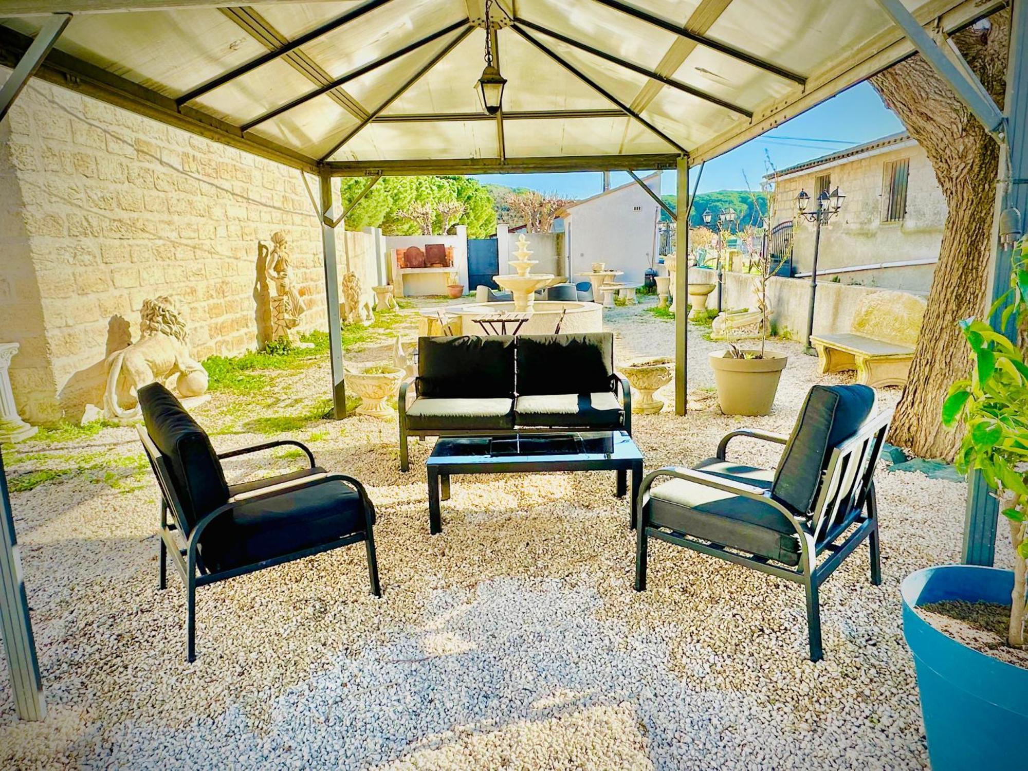 Les Appartements Du Mas - Emeraude Aigues-Mortes Bagian luar foto