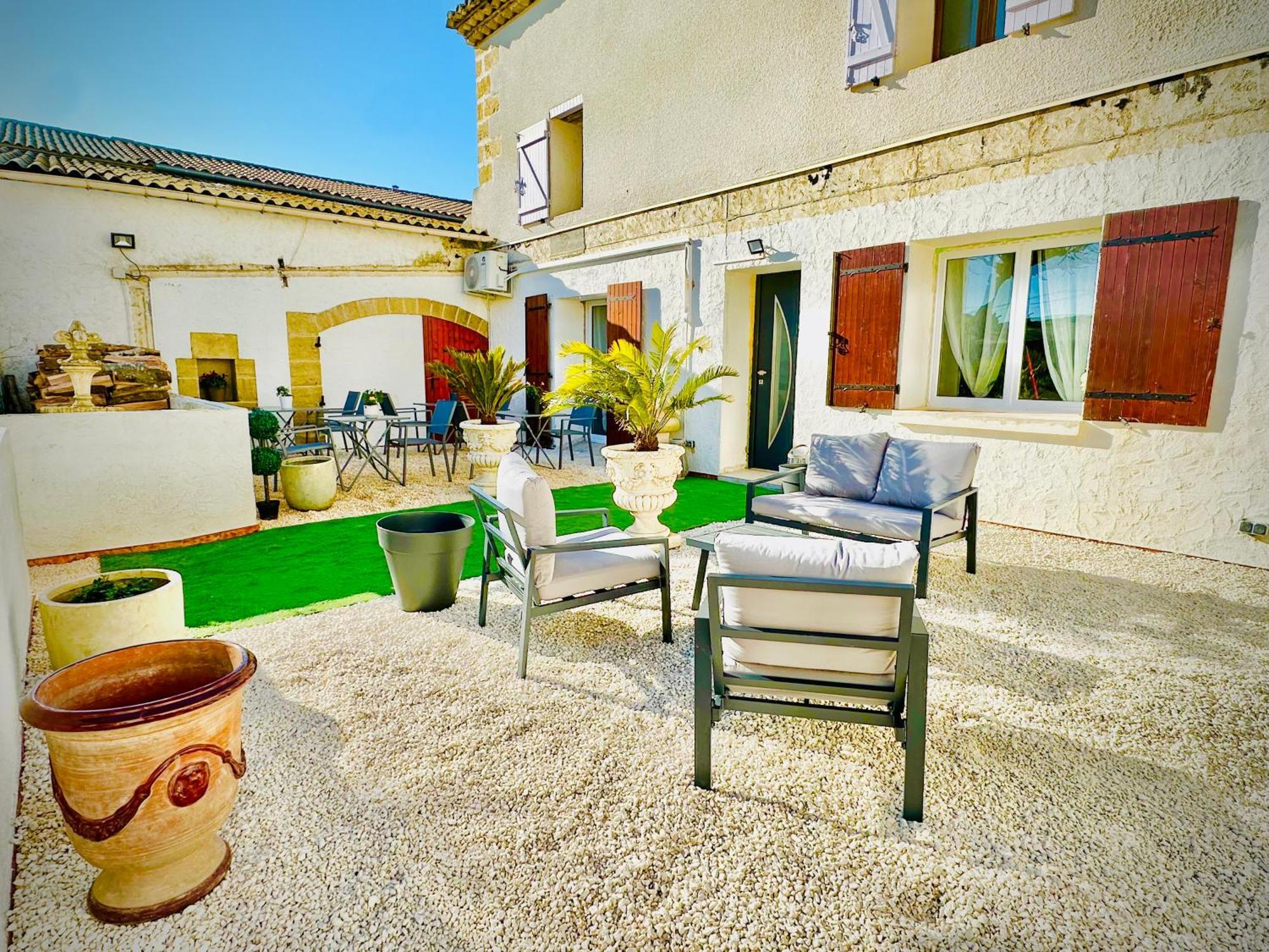 Les Appartements Du Mas - Emeraude Aigues-Mortes Bagian luar foto