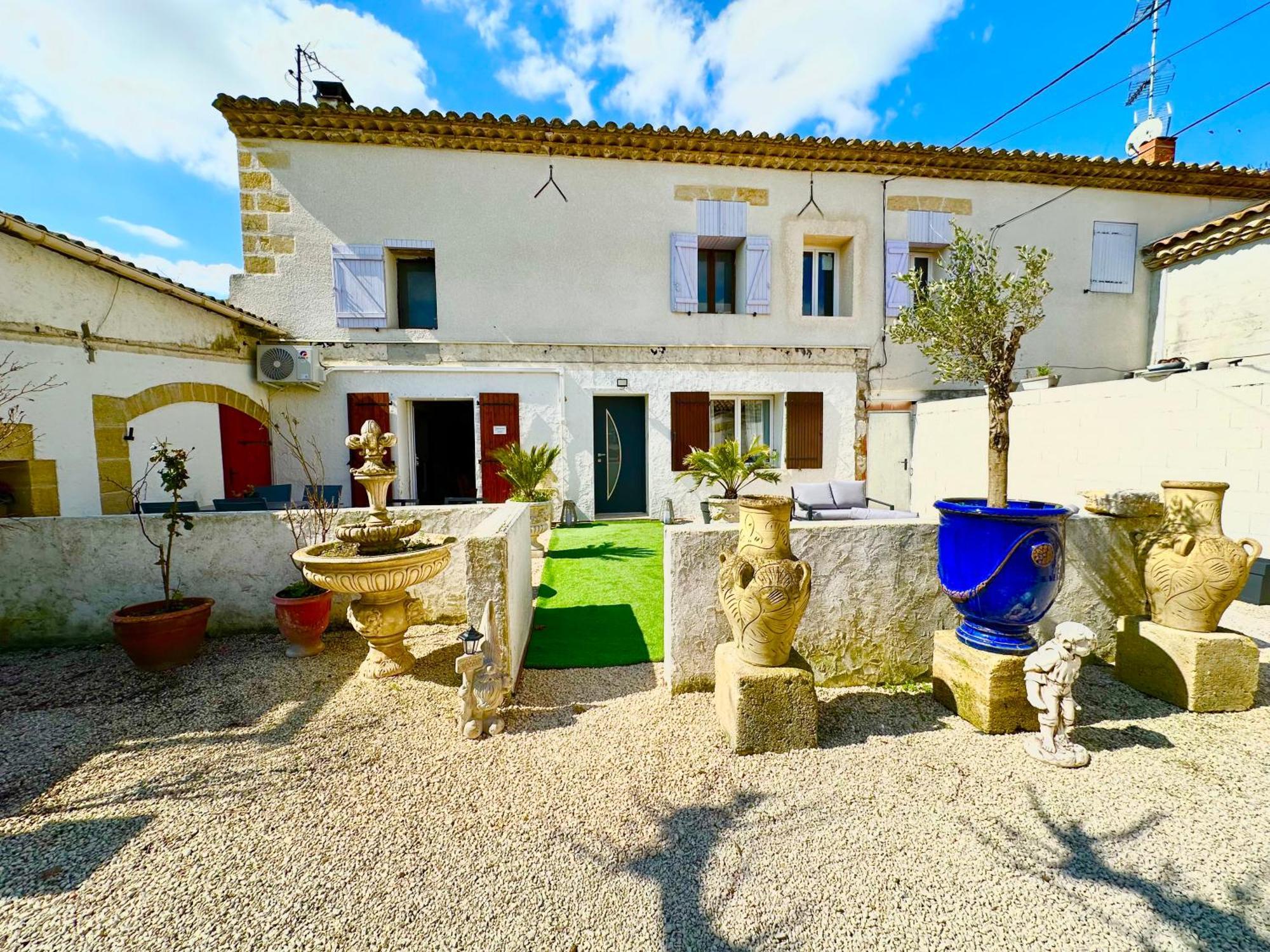 Les Appartements Du Mas - Emeraude Aigues-Mortes Bagian luar foto