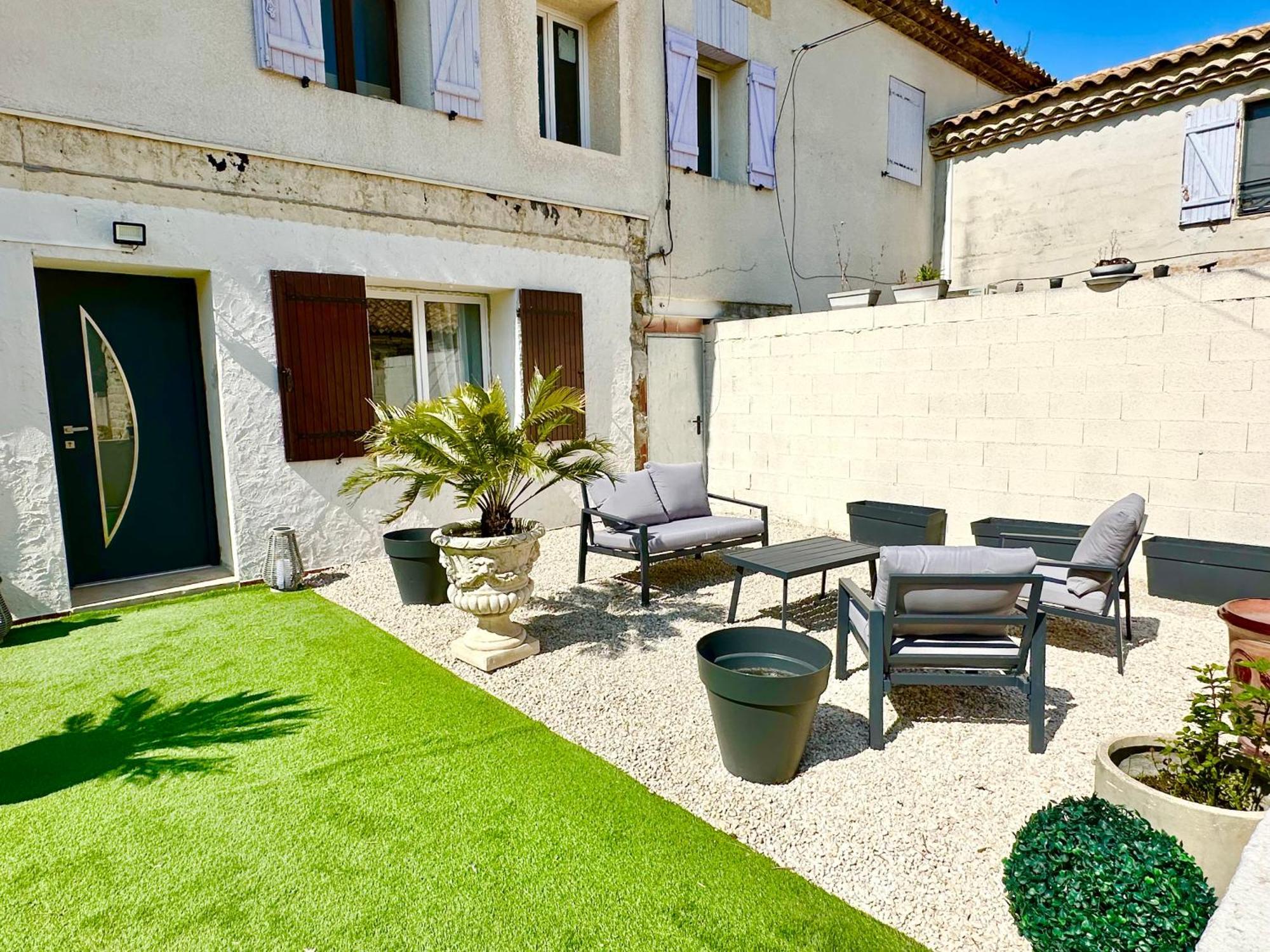 Les Appartements Du Mas - Emeraude Aigues-Mortes Bagian luar foto