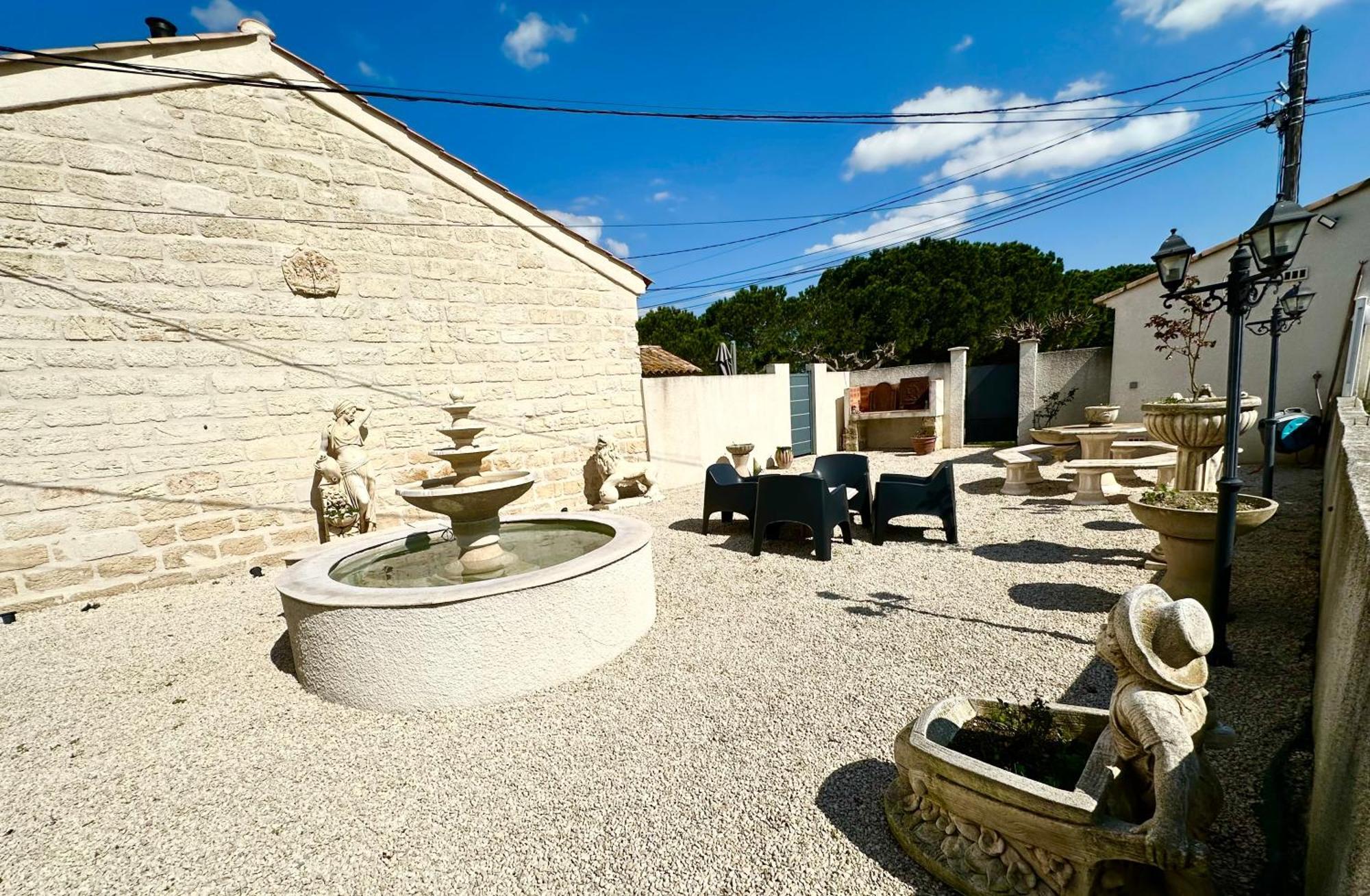 Les Appartements Du Mas - Emeraude Aigues-Mortes Bagian luar foto
