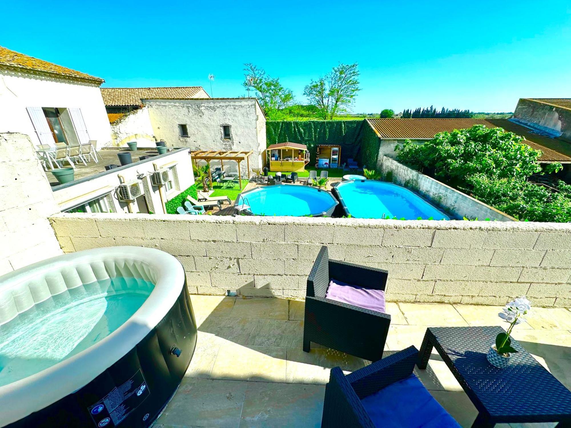 Les Appartements Du Mas - Emeraude Aigues-Mortes Bagian luar foto